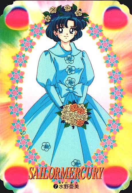 amy con un vestido de novia y un ramo de flores en sus manos y una pequeña sonrisita